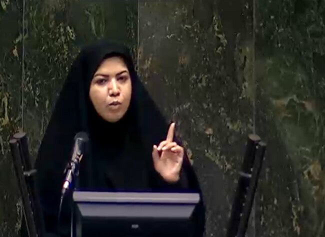 قرائت گزارش کمیسیون بهداشت در خصوص کرونا