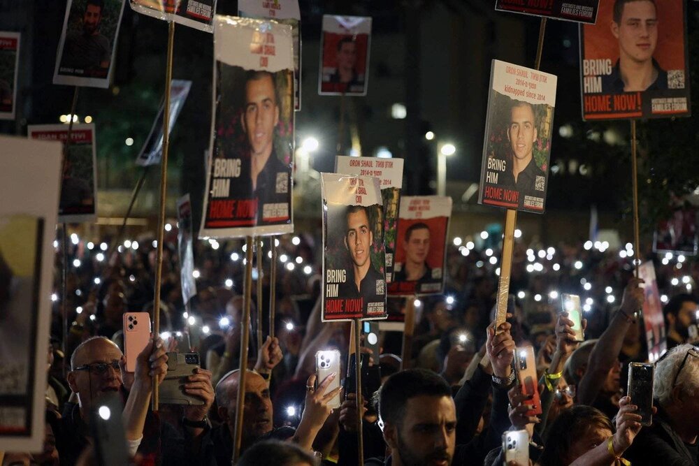 ایهود باراک تظاهرکنندگان را به محاصره ساختمان کنست فراخواند