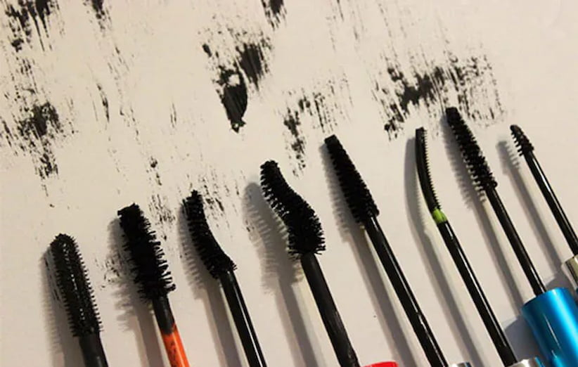 How do I use mascara again?